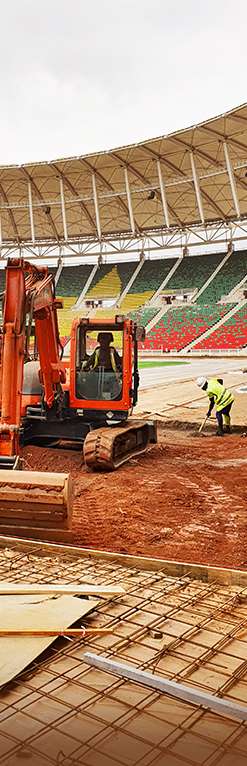 Construction de l'aire de jeux du stade Olembé